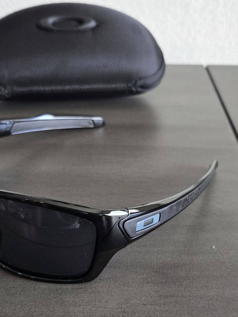 Oakley Turbine